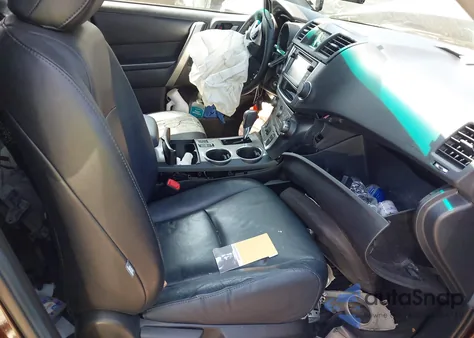 2013 Toyota Highlander Se V6 из США, поврежденный, VIN 5TDBK3EH4DS182288